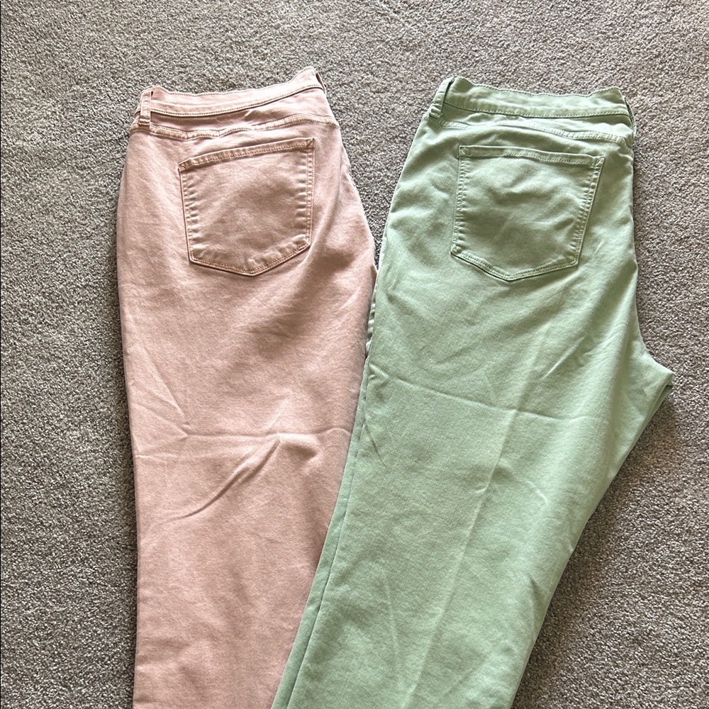 a.n.a Women's Straight Leg Jeans in Pink and Green Bundle